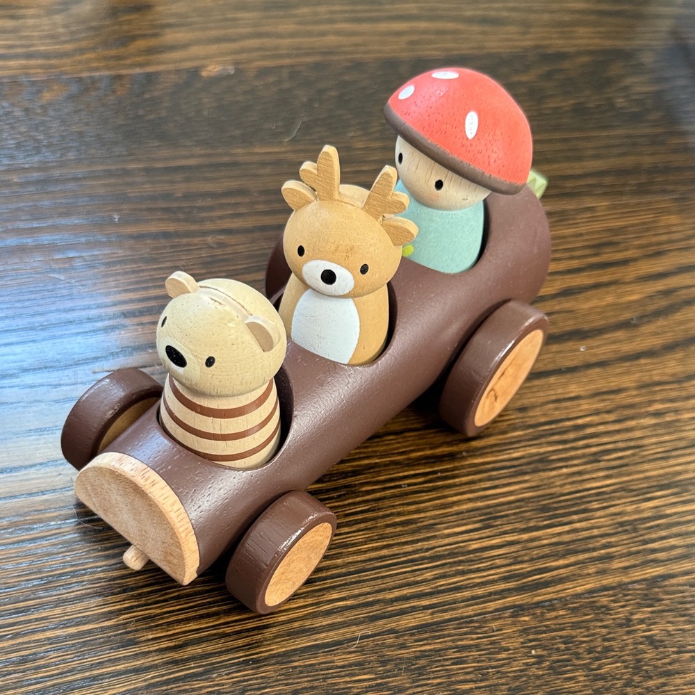 Forest Friends Wooden Toy Car from Tender Leaf